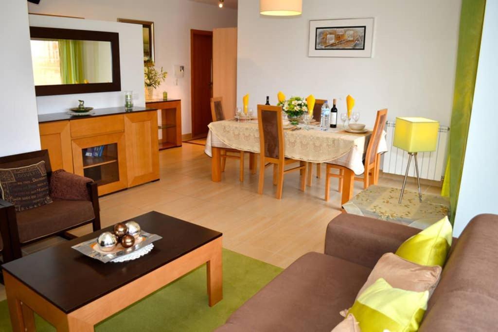 Parasol Appartment เซามาร์ทินโญโดปอร์โต ภายนอก รูปภาพ